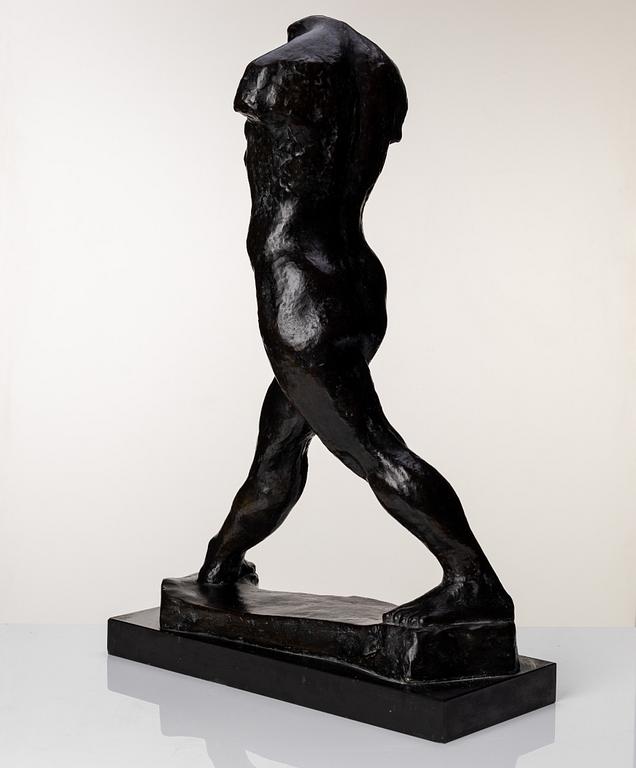 Gudmar Olovson, sculpture. Signed. Numbered. Foundry mark. Bronze, total height 67 cm, length 46 cm.