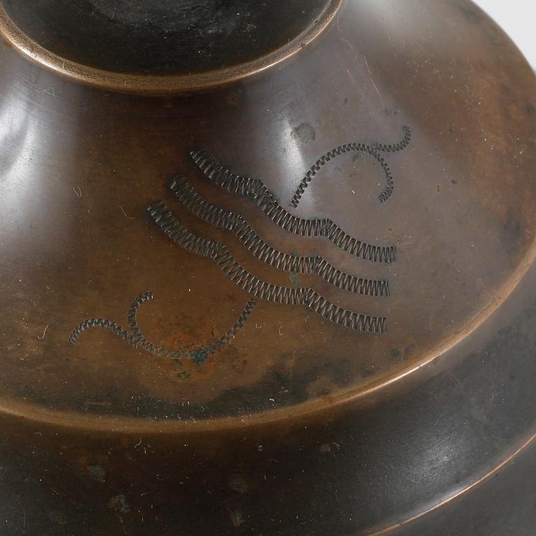 BORDSLAMPA, brons, signerad NJ, Svensk vara, 1930-tal.