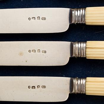 SMÖRGÅSBESTICK i etui, 12+12 delar, silver, Aaron Hadfield, Sheffield 1823.