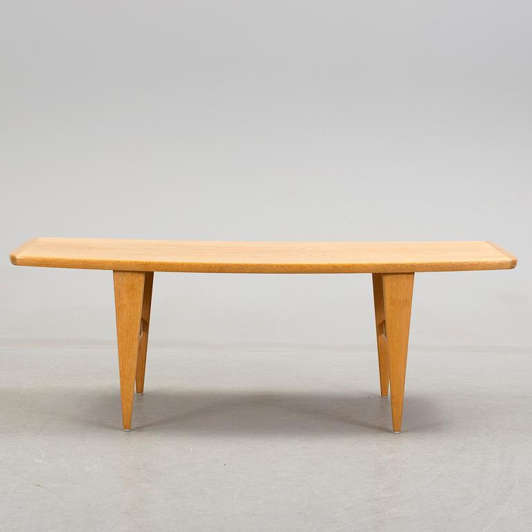 a Svante Skogh oak coffee table from Seffle Möbelfabrik, mid 20th century.