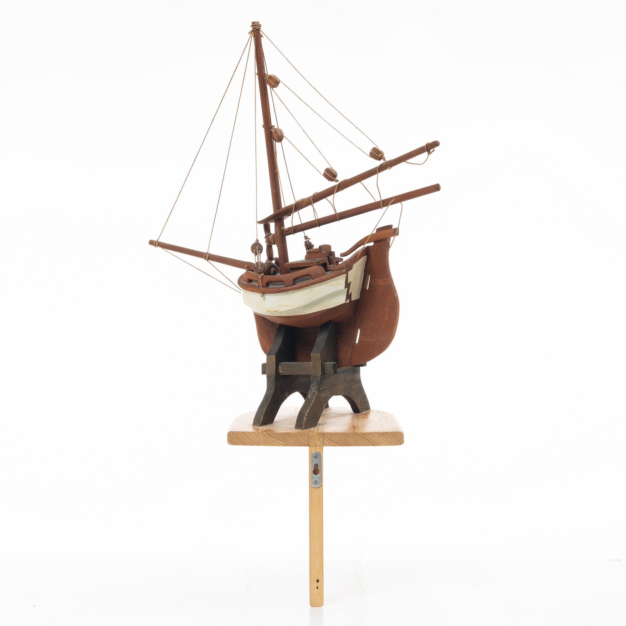 Bengt Lundin, Fishing boat.