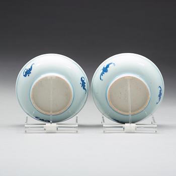 FAT, ett par, porslin, Qingdynastin, Kangxi (1662-1722).