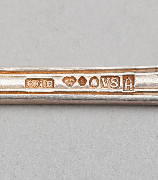 SMÖRGÅSGAFFLAR, 15 st, silver, modell Olga, CG Hallberg, Stockholm 1900-talets första hälft. Vikt ca 409 g.