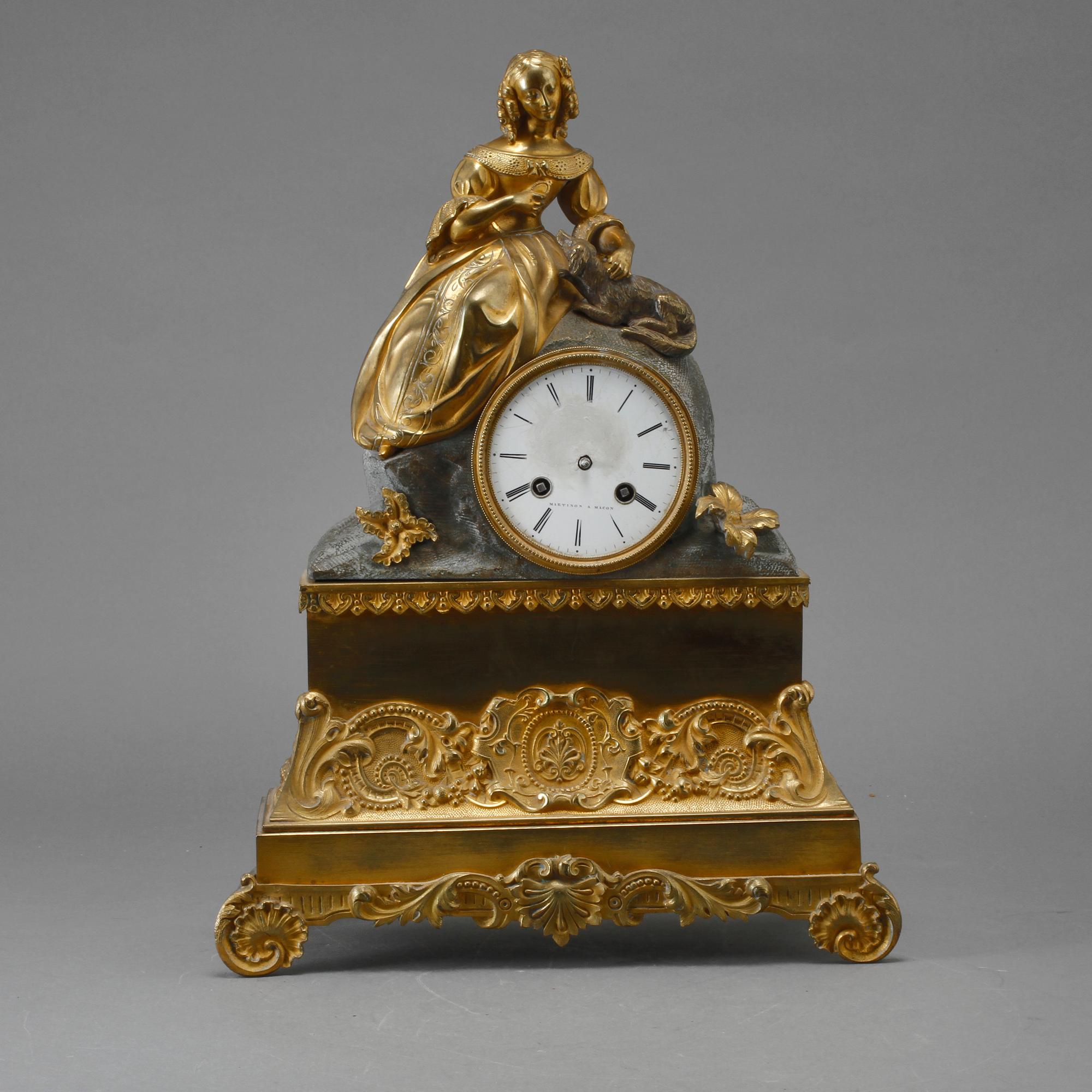 BORDSPENDYL, senempire, omkring 1800-talets mitt.