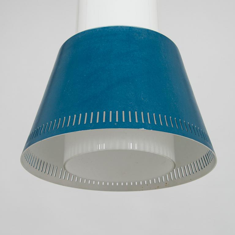 Paavo Tynell, a mid-20th century 'K2-15' pendant light for Idman.