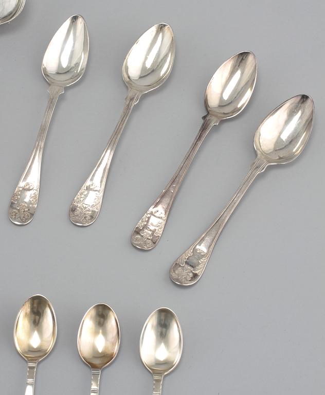 SILVERBESTICK, 17 delar, Sverige och importerat, 1900-tal, 463 gram.