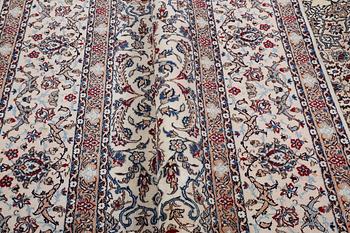 Matta, Nain, part silk, 6 laa, ca. 343 x 252 cm.