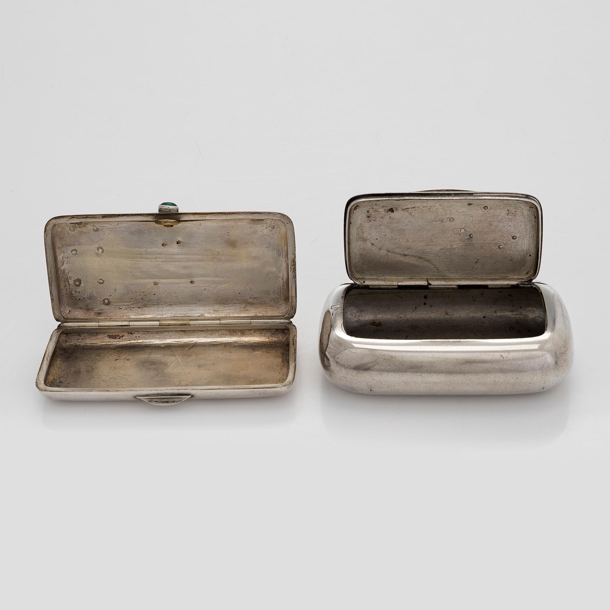 Two silver étuis, Saint Petersburg 1873 and Moscow 1908-1926.
