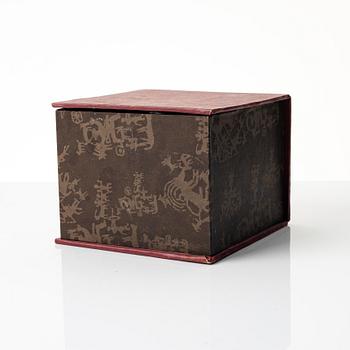 Two Chinese yixing teapots attributed to Gao Jianfang (b. 1956), China 1980s.