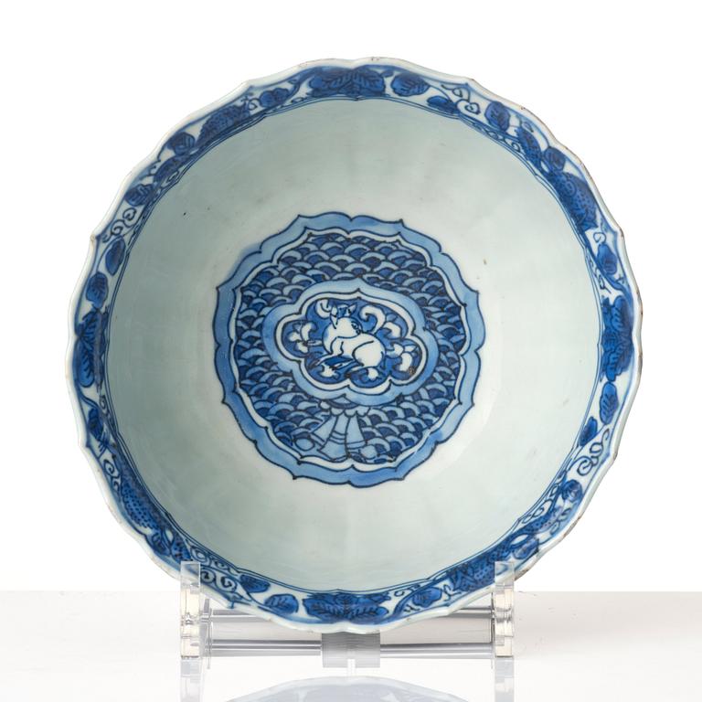 A blue and white bowl, Ming dynasty (1368-1644).