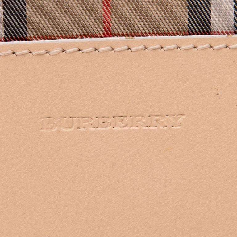 BURBERRY, HALSDUK SAMT NECESSÄR.