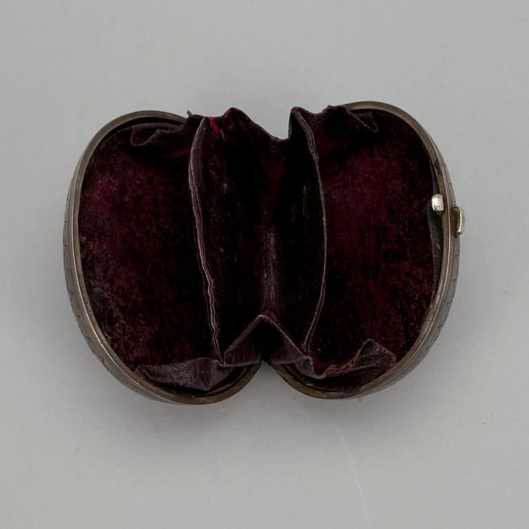 PORTMONNÄ, silver, Ryssland  ca 1900. Total vikt 62 g.
