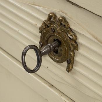 Sideboard, gustaviansk stil, omkring år 1900.