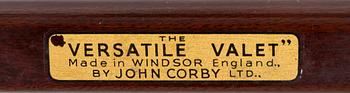 HERRBETJÄNT, märkt "The versatile valet", John Corby Ltd, Windsor England, 1900-talets andra hälft.