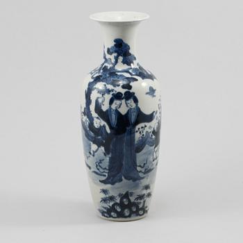 VAS, porslin, Kina, 1800/1900-tal.