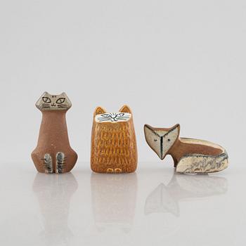 Lisa Larson, figuriner, 3 st, stengods, bl.a. "Liten katt", specialutgåva, Gustavsberg 1965.