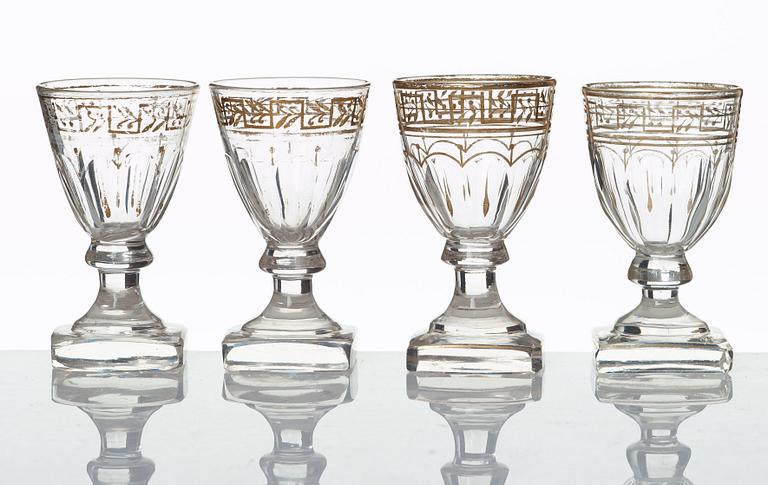 VINGLAS, 12 stycken, snarlika. Ryssland, kejserliga glas manufakturen, 1800-tal.