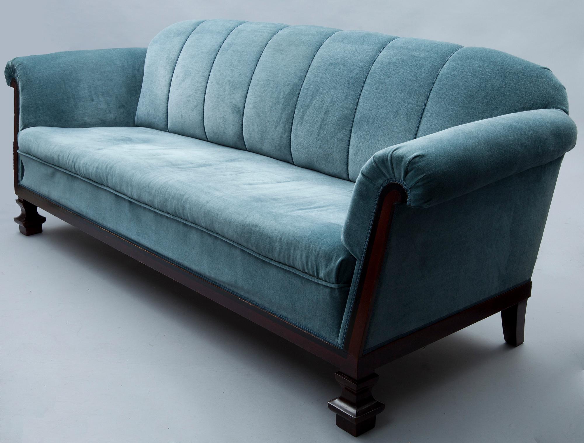 SOFFMÖBLEMANG, 4 delar, design Birger Hahl, tillverkat av Centralfängelset i Helsingfors, 1920-tal. Etikettmärkta.