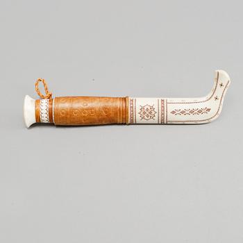 SAMEKNIV, Anders Sunna, signerad och daterad 1985.