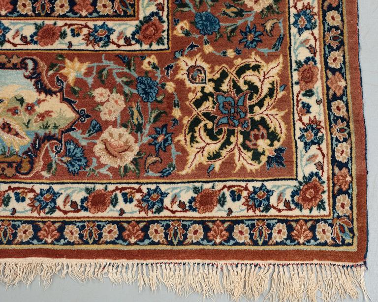 SEMI-ANTIQUE ESFAHAN PART SILK. 214,5 x 151 cm.