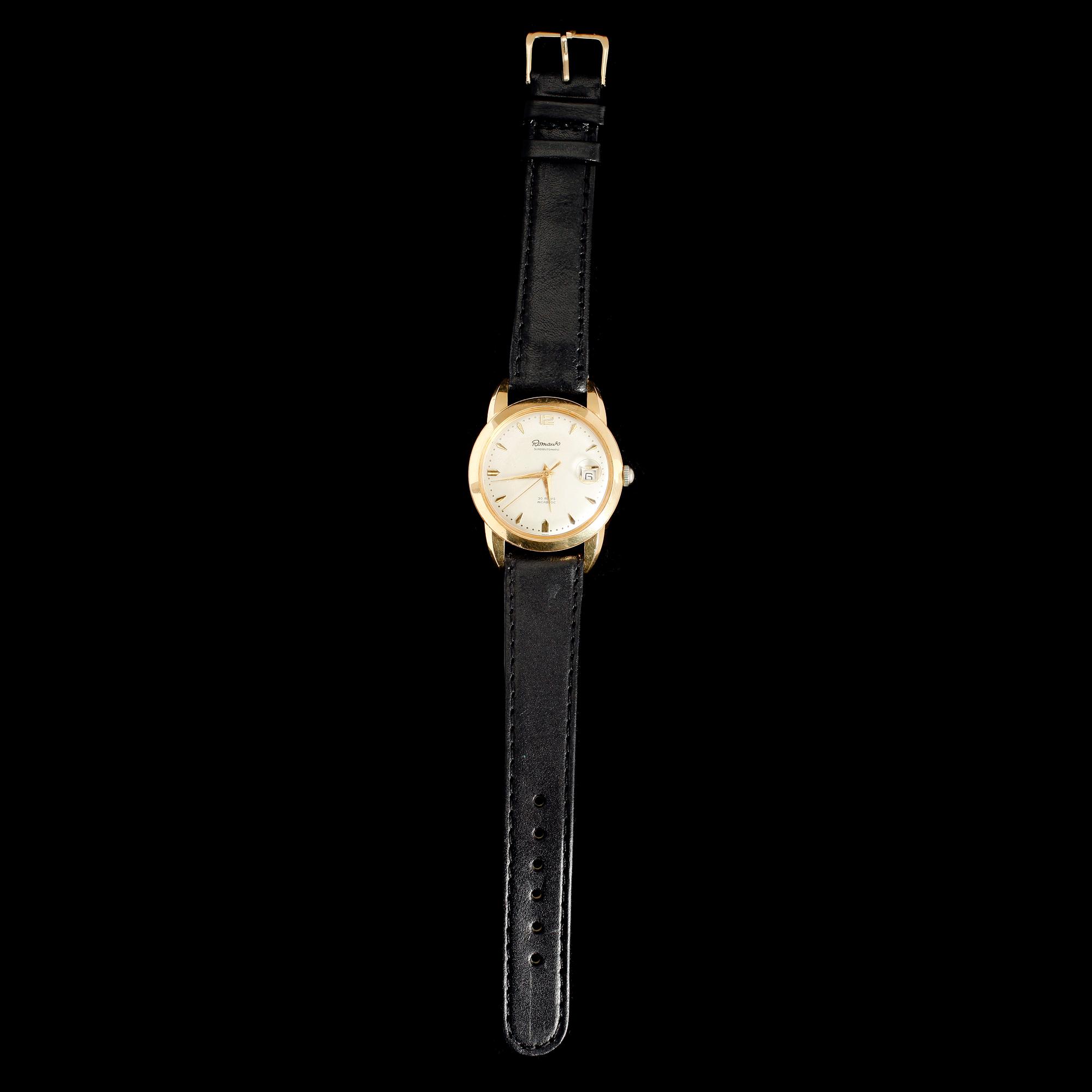 ARMBANDSUR, 18 k guld, Romano, 1900-talets mitt.