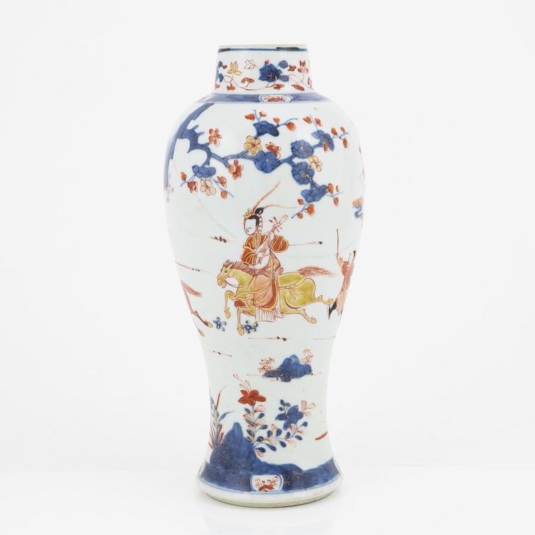 Vas, porslin. Kina, Qingdynastin, Kangxi (1662-1722).