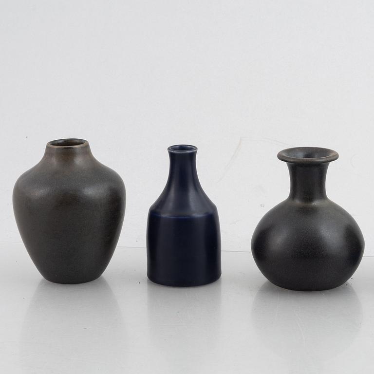 Erich & Ingrid Triller, a set of three stoneware vases, Tobo, Sweden.