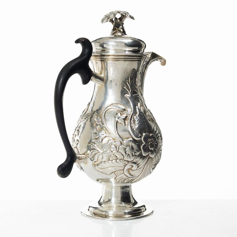 Kaffekanna, silver. Troligen Nordtyskland/Danmark, 1700-tal.
