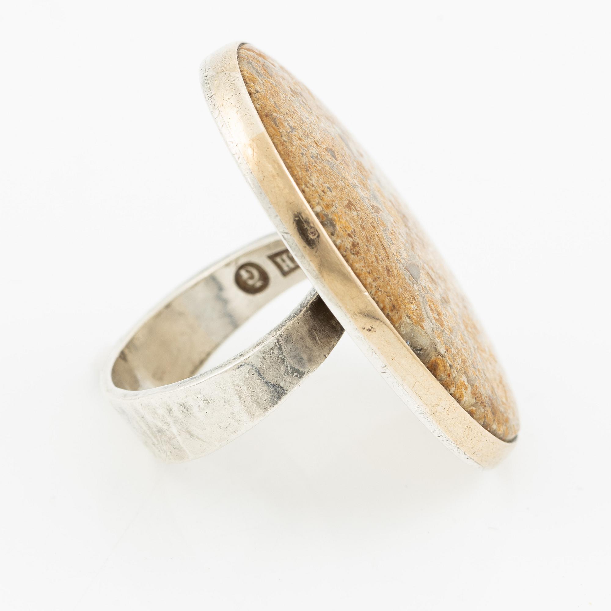 Sven-Erik Högberg, ring, sterling silver with natural stone, Gothenburg 1987.