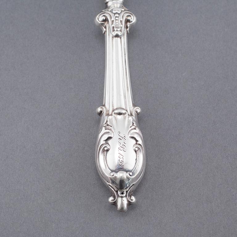 A silver cake server, unidentified master, assayers mark Ludvig Zuck, Riga, 1860? Weight 64 g.