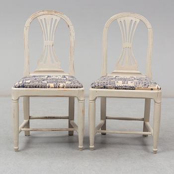 A pair of gustavian chairs, early 19th century.