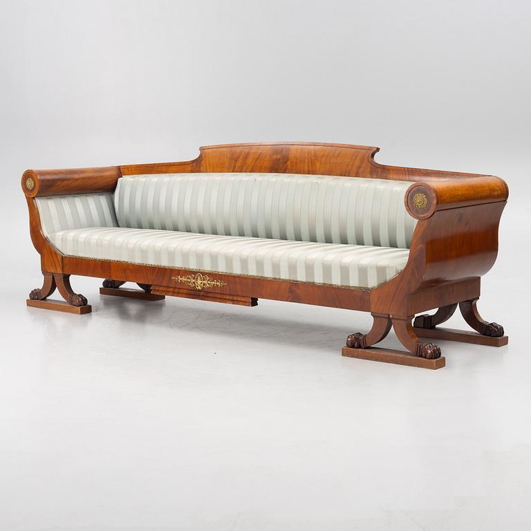 Soffa, Karl Johan, 1800-talets första hälft.
