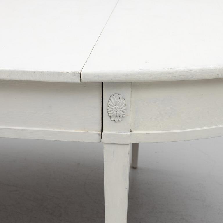 Dining table, Gustavian style, 19th century.