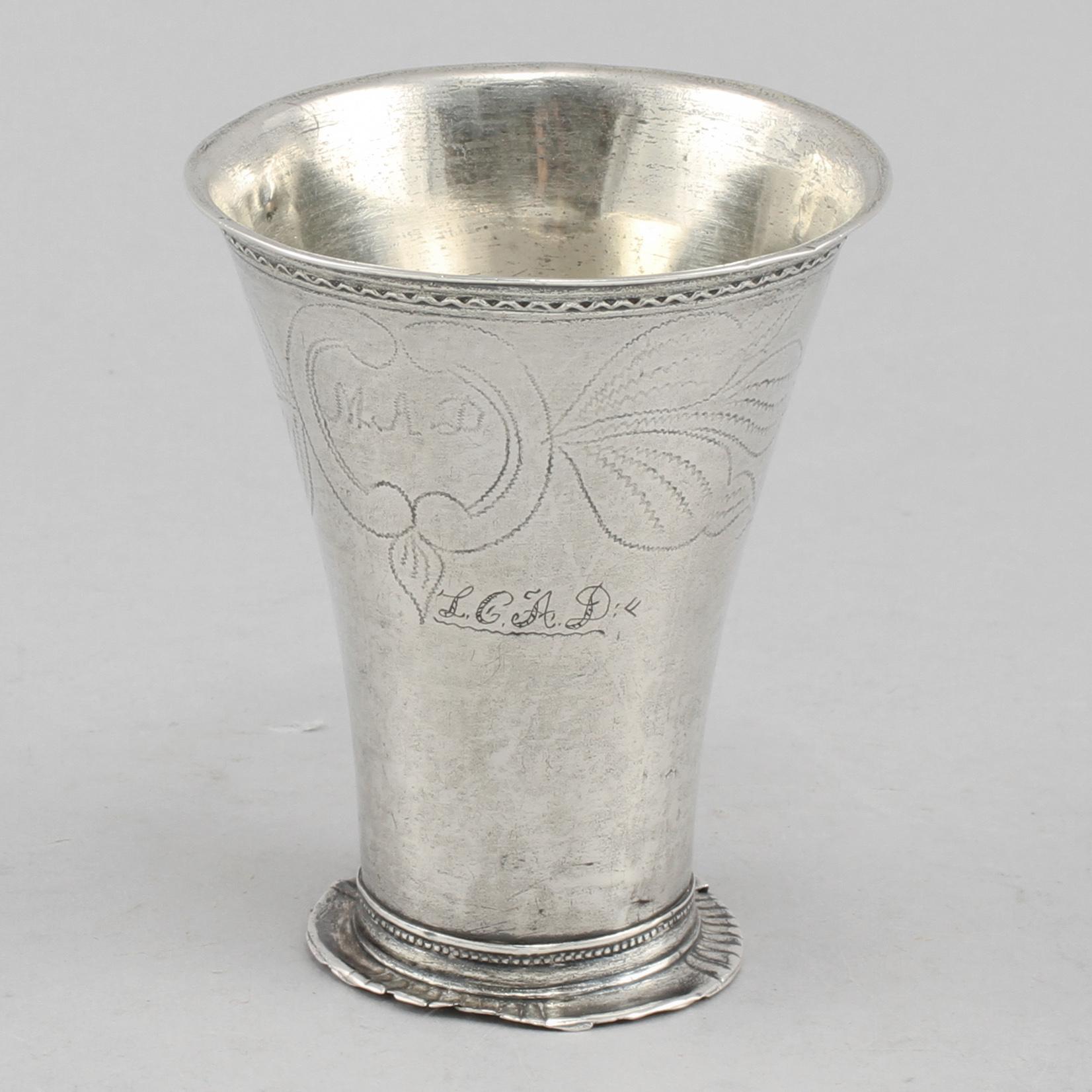 BÄGARE, silver, otydliga mästarstämplar, 1797, vikt 57 g.