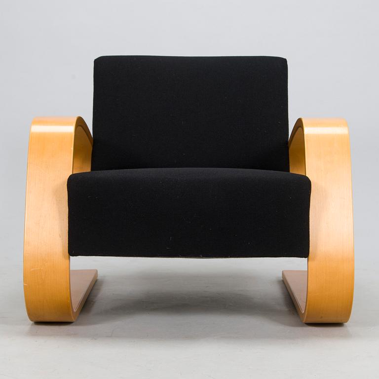 Alvar Aalto, fåtölj, "Tank chair", modell 400, Artek 2009.