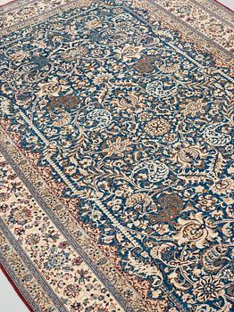 A CARPET, a semi-antique Esfahan/Nain, ca 250 x 169,5 cm (as well as the ends have 2 cm flat weave).