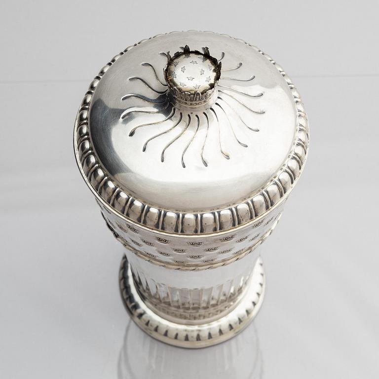 Kungapokal med lock, silver, Prins Carls Hederspris 1918, K. Anderson, Stockholm 1918.
