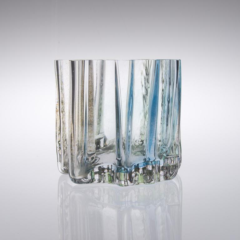 HELENA TYNELL, VAS, glas, "Sokkelo" (Labyrint), Riihimäen Lasi Oy 1970-tal.