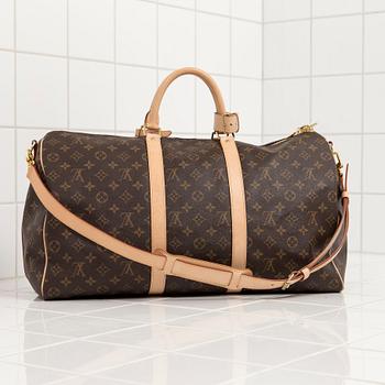 VÄSKA / WEEKENDBAG, "Keepall 50 Bandoulière", Louis Vuitton.