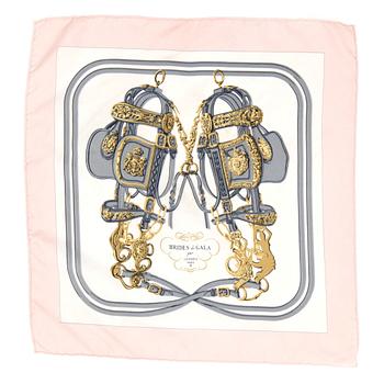 312. HERMÈS, two silk pochettes, "Brides de Gala" and "Pavois".