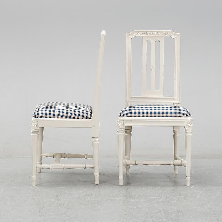 A set of ten 'Odenslunda' IKEA chairs.