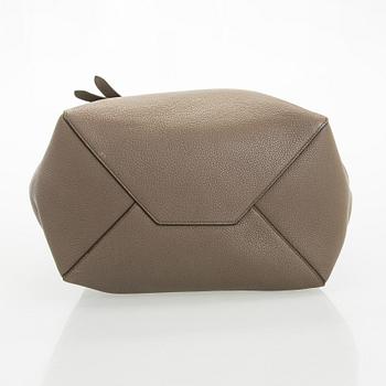 Céline, a 'Cabas Phantom Tote' bag.