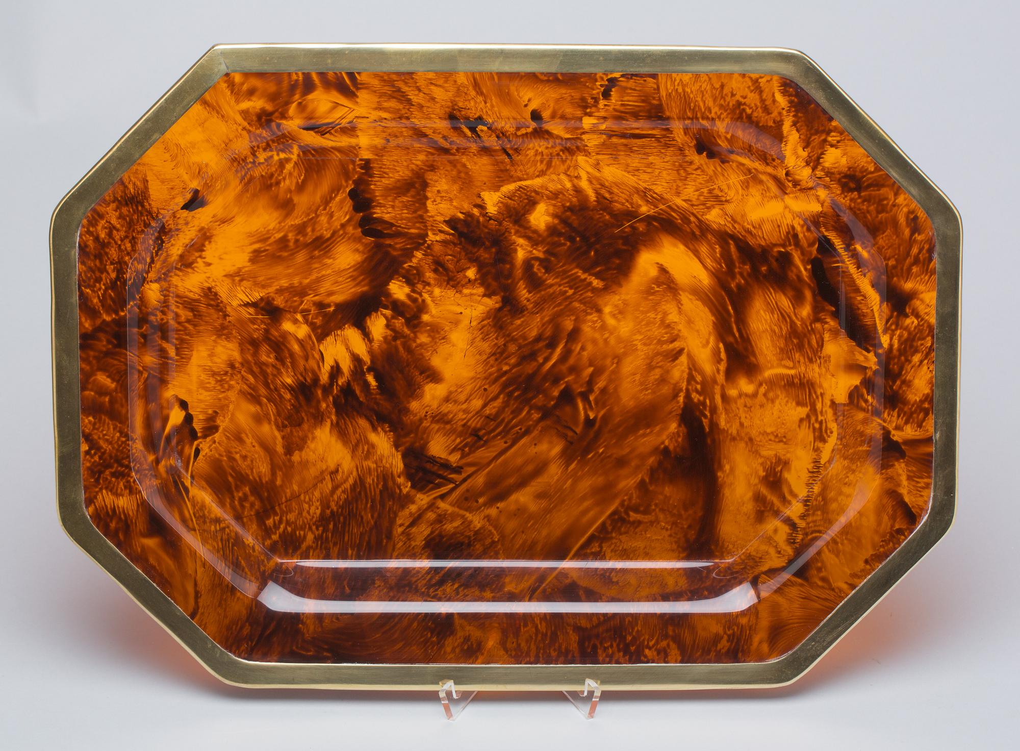 BRICKOR, gjuten plexi, 2 st. Troligen Italien, 1900-talets slut.