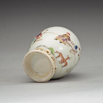TEDOSA, vapenporslin. Qing dynastin, Qianlong (1736-95).