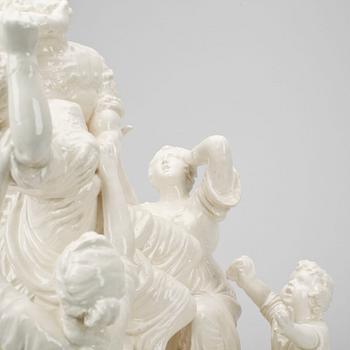FIGURIN, porlsin, möjl Capo-di-monti, Neapel, tidigt 1800-tal.