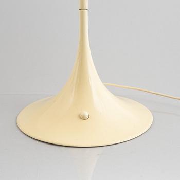 Verner Panton, bordslampa, "Panthella", Louis Poulsen, Danmark.