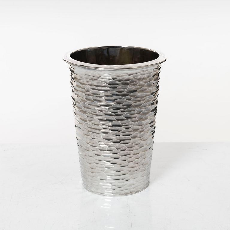 Beaker, silver, Roland Lantz, Stockholm Stamped U8 for 1947.