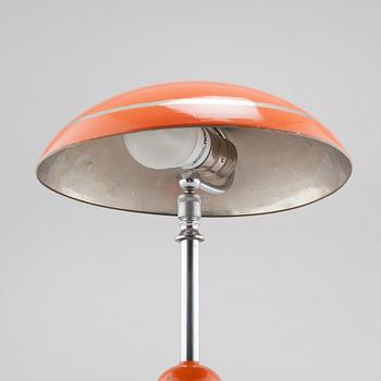 BORDSLAMPA, 1900-talets första hälft.