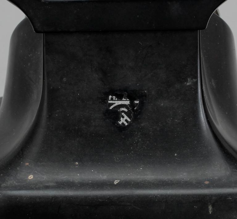 TELEFONER, 2 stycken, Siemens, 1900-tal.