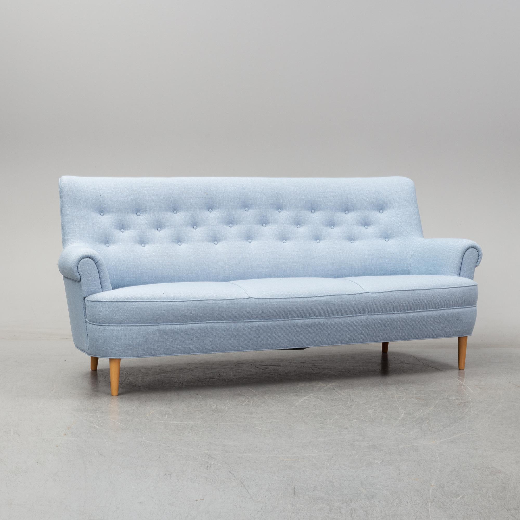 Carl Malmsten, a 'Hemmakväll' sofa, AB O.H. Sjögren 2014.